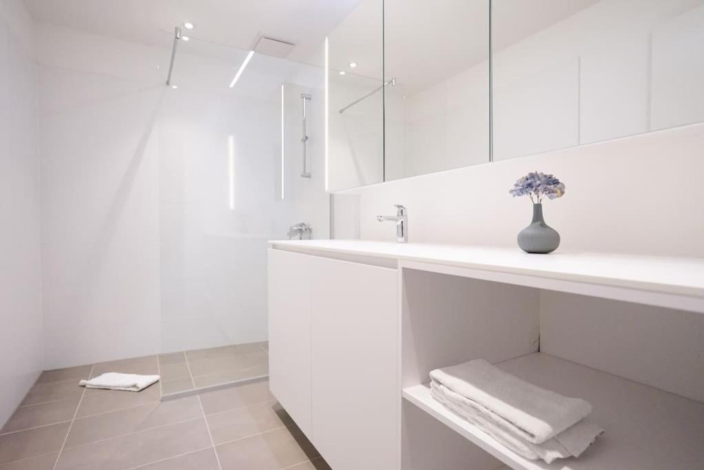 Oberlaa New Apartment - 15 Min To City Vienna Exterior photo